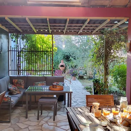 Le Logis Du Four Bed & Breakfast