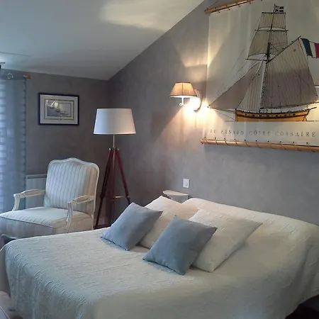 Le Logis Du Four Bed & Breakfast